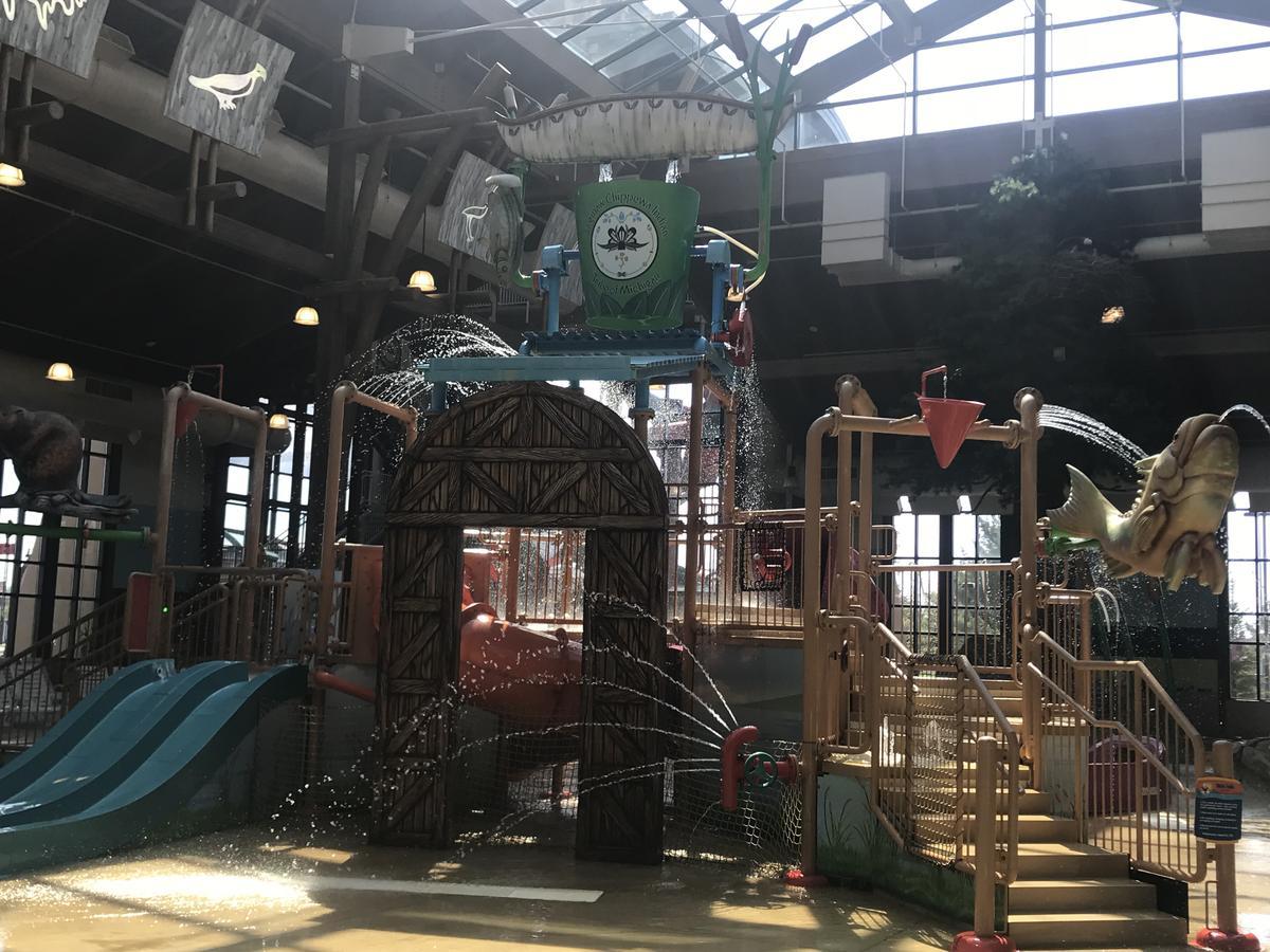 Soaring Eagle Waterpark And Hotel Mount Pleasant Exterior foto